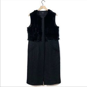 Women's Black Sleeveless Coat